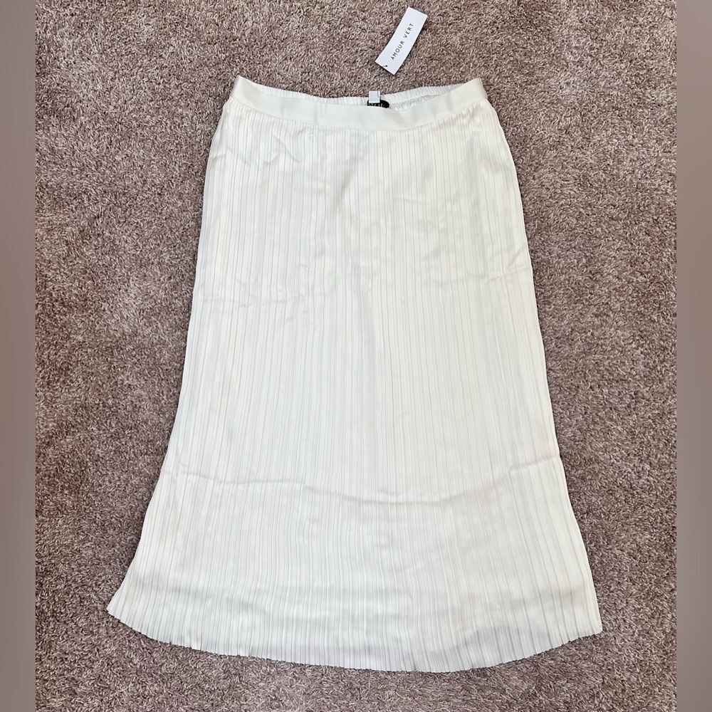 Amour Vert Blazed Pleated and Lined Skirt
